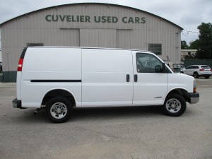 2005 CHEVY EXPRESS CARGO 2500 VAN # 200965