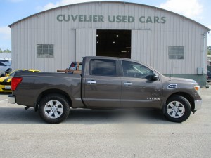 2017 NISSAN TITAN # 510810
