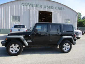 2012 JEEP WRANGLER # 200937